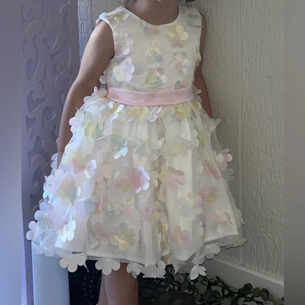 Size 24 months- Jessica Simpson 3D floral mesh dress  / NEW with tags 💐 - Picture 3 of 7